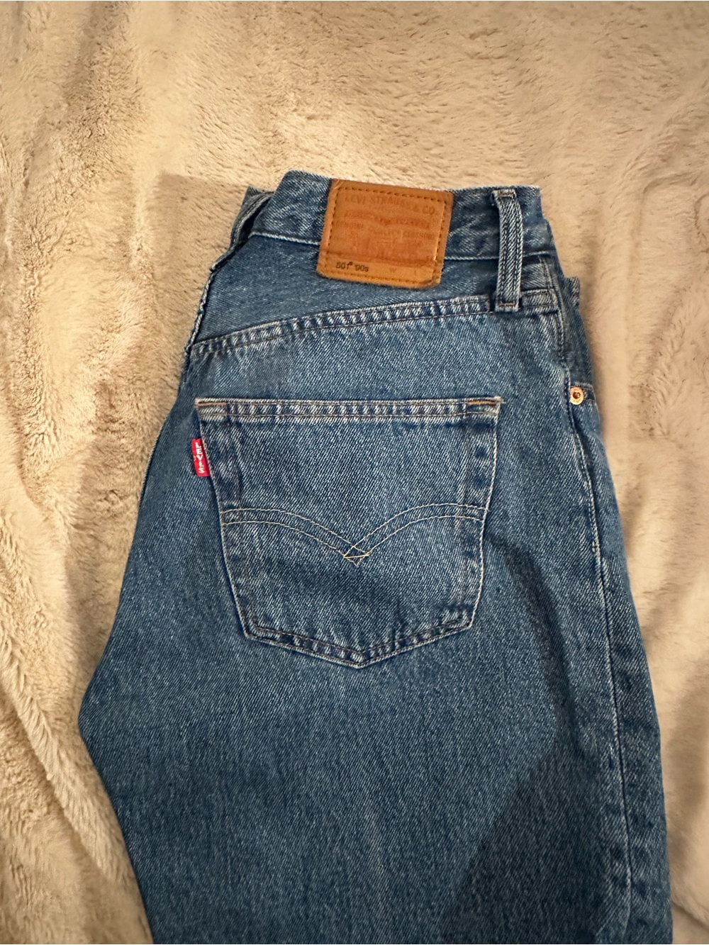 Levi's women’s Blue Denim Jeans  501